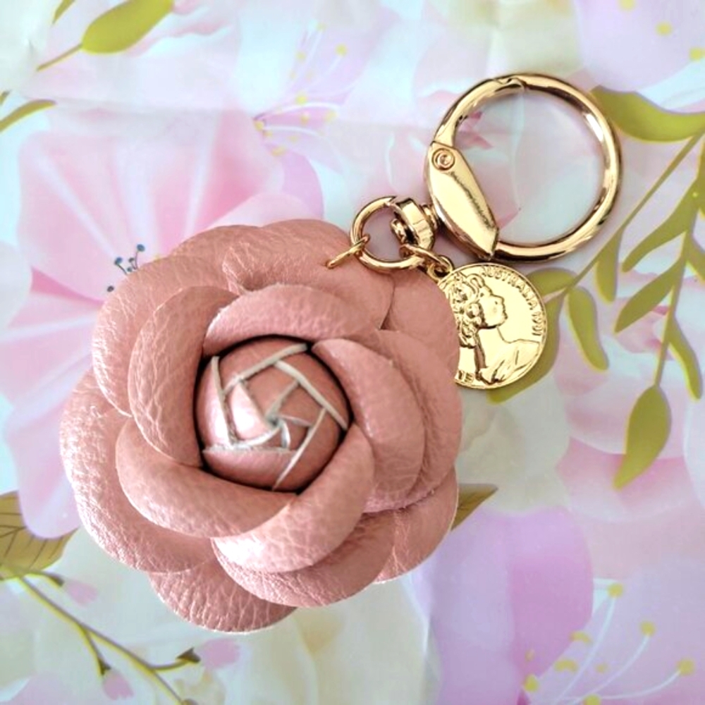 Handmade Blush Pink Rose Leather Flower with Gold Charm Keychain & coin - Picture 4 of 5